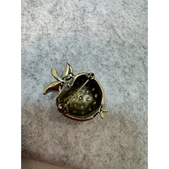 Vintage Gold Tone Brooch With Faux Pearl Apple Design teacher gift - Picture 3 of 8